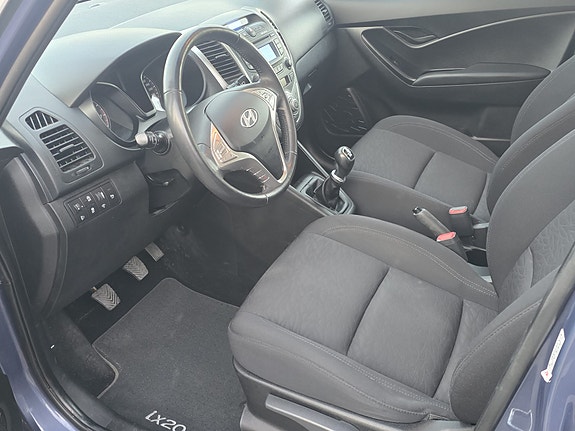 Hyundai ix20 7 of 16