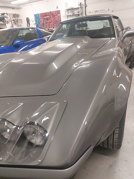 Chevrolet Corvette 25 of 27