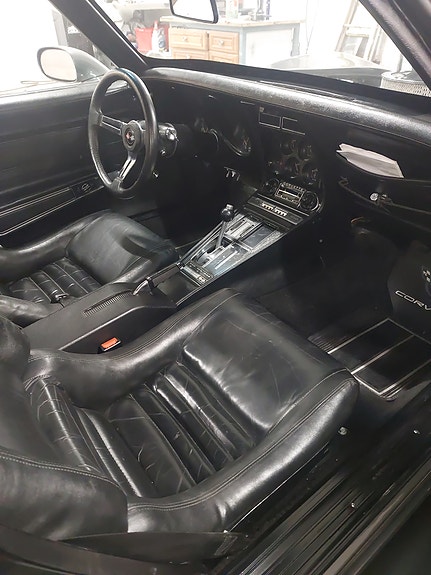 Chevrolet Corvette 15 of 27