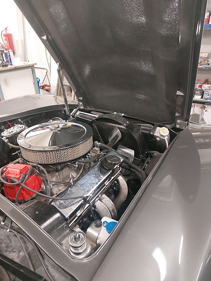 Chevrolet Corvette 13 of 27
