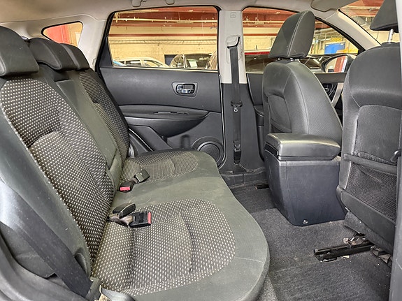 Nissan Qashqai 27 of 30