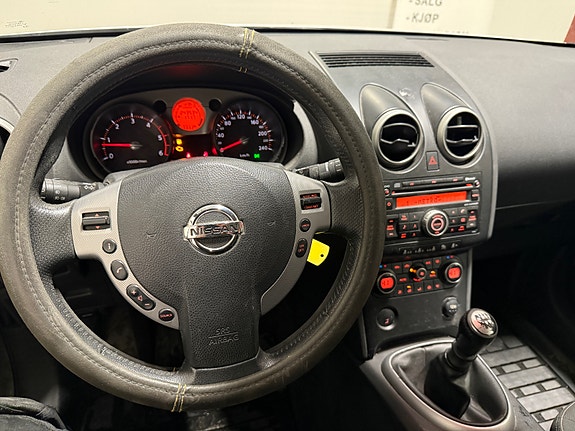 Nissan Qashqai 21 of 30