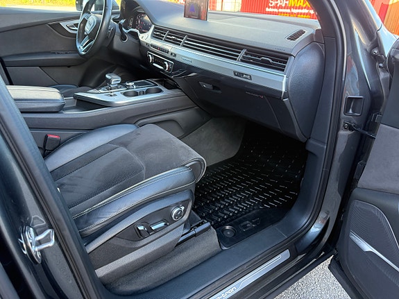 Audi Q7 29 of 30