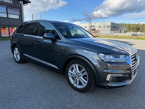 Audi Q7 13 of 30