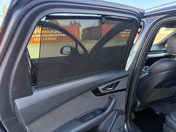 Audi Q7 18 of 30