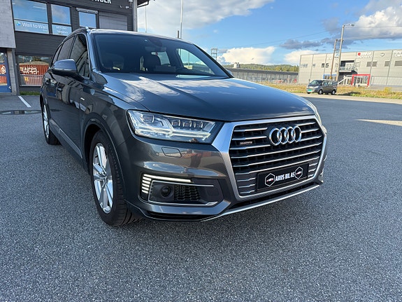 Audi Q7 14 of 30