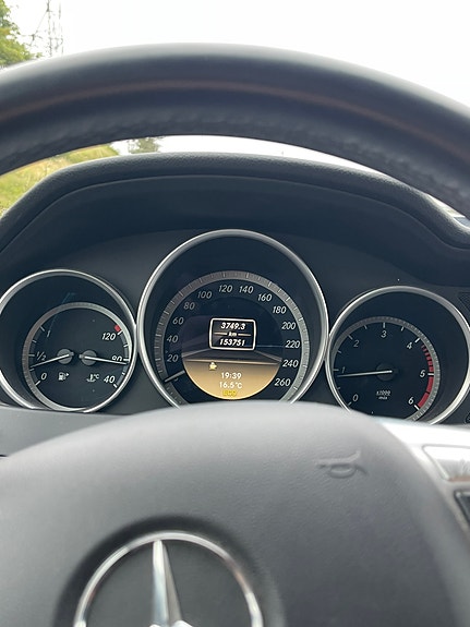Mercedes-Benz C180 d 8 of 12