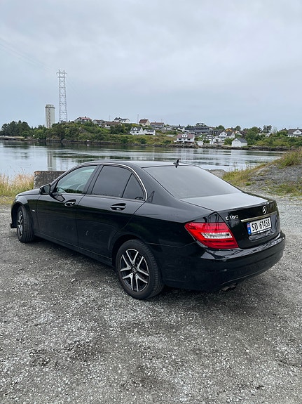 Mercedes-Benz C180 d 3 of 12