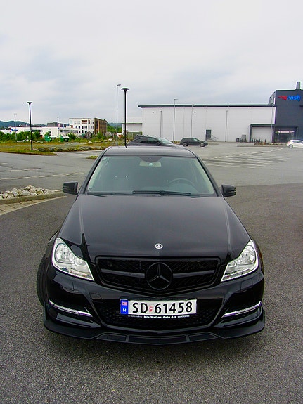 Mercedes-Benz C180 d 12 of 12