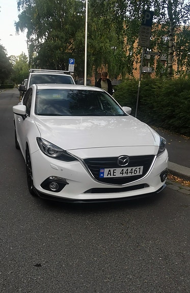 Mazda 3 5 of 8