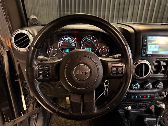 Jeep Wrangler 30 of 30