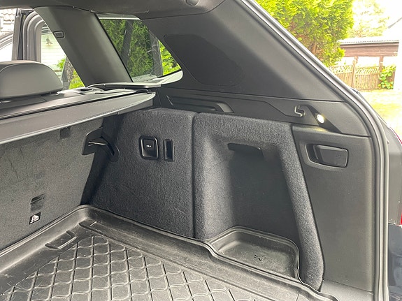BMW iX3 24 of 30
