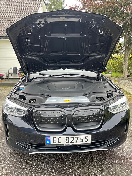 BMW iX3 10 of 30
