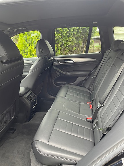 BMW iX3 13 of 30
