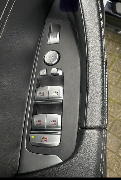 BMW iX3 18 of 30