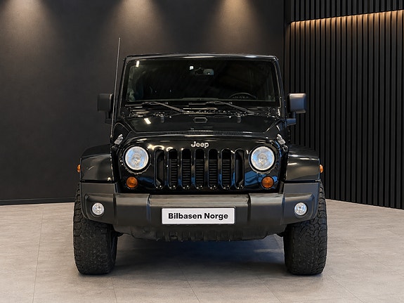 Jeep Wrangler 4 of 19