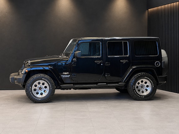 Jeep Wrangler 5 of 19