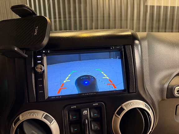 Jeep Wrangler 26 of 27