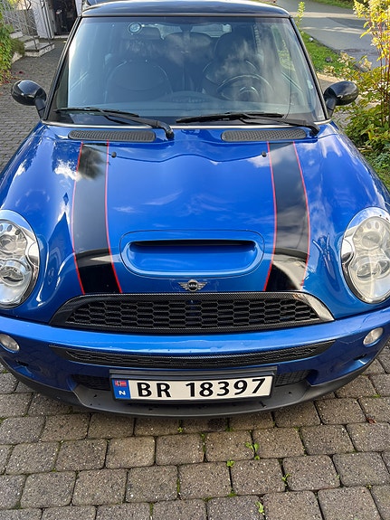 MINI Cooper S 3 of 30