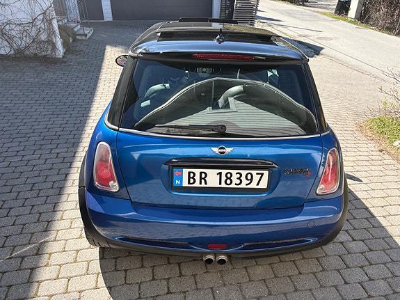 MINI Cooper S 5 of 30