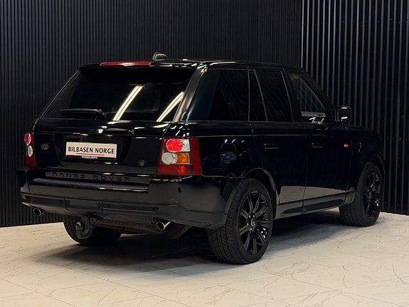 Land Rover Range Rover Sport 11 of 30