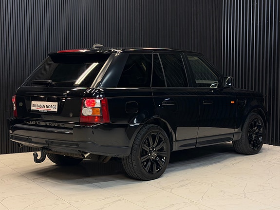 Land Rover Range Rover Sport 12 of 30