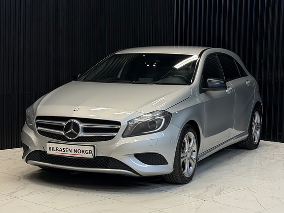 Mercedes-Benz 3 of 30