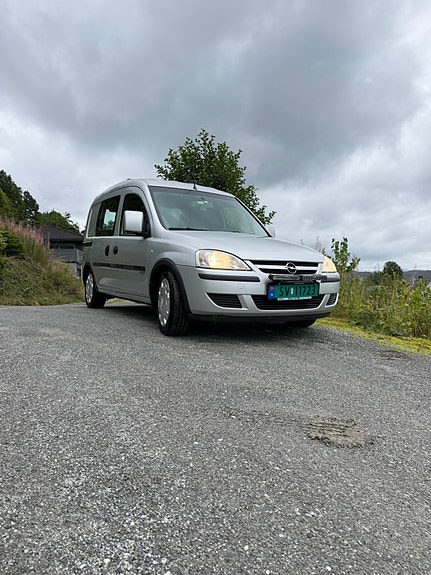 Opel Combo 6 of 12