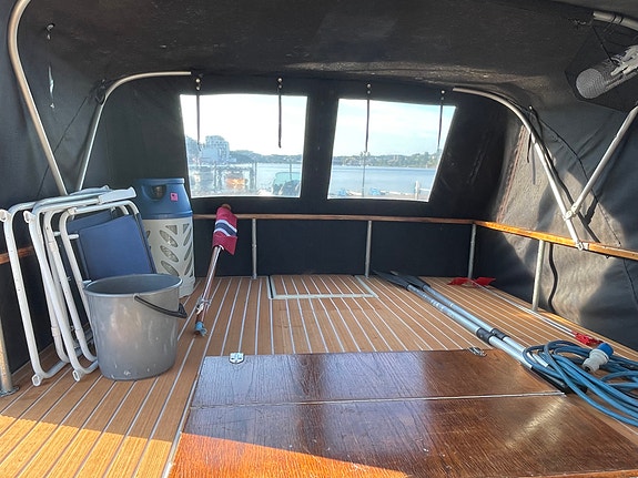 Godt vedlikeholdt 28 fot Wiking AC  Cabincruiser 11 of 30