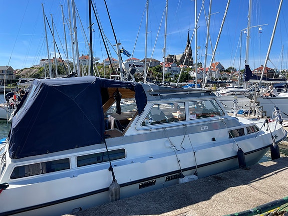 Godt vedlikeholdt 28 fot Wiking AC  Cabincruiser 2 of 30