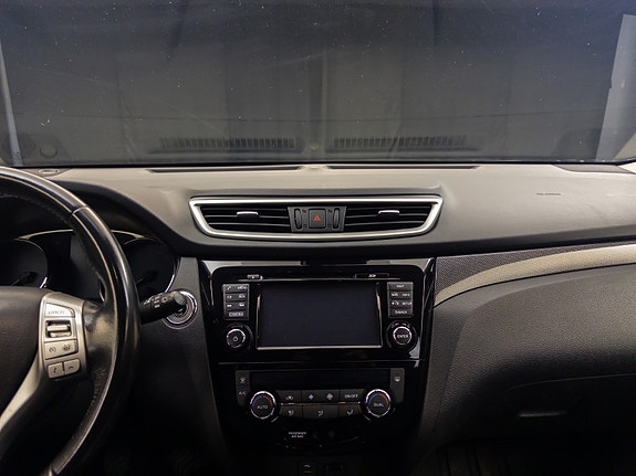 Nissan X-Trail 25 of 30