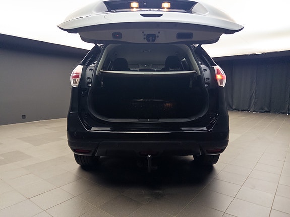 Nissan X-Trail 12 of 30