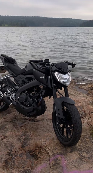 Yamaha MT-125 8 of 10