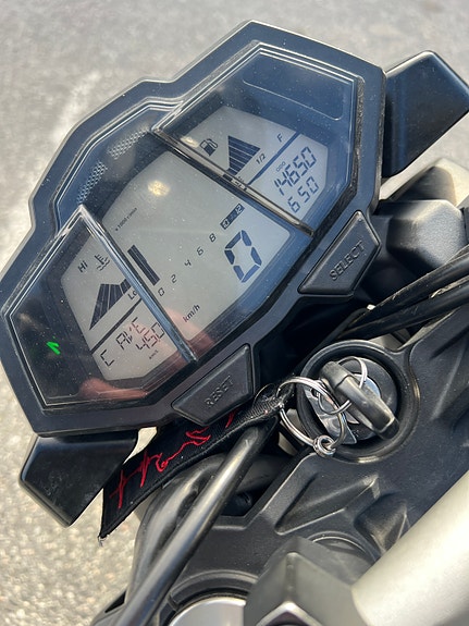 Yamaha MT-125 6 of 10