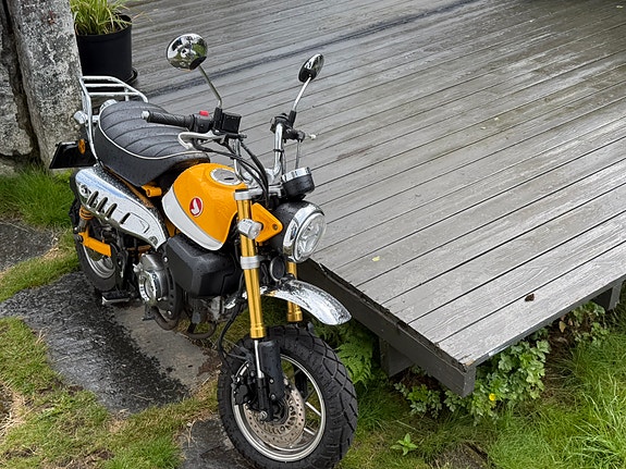 Honda Monkey 125 2 of 6