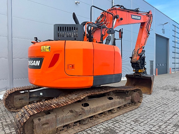 Doosan 235 LCR 6 of 10