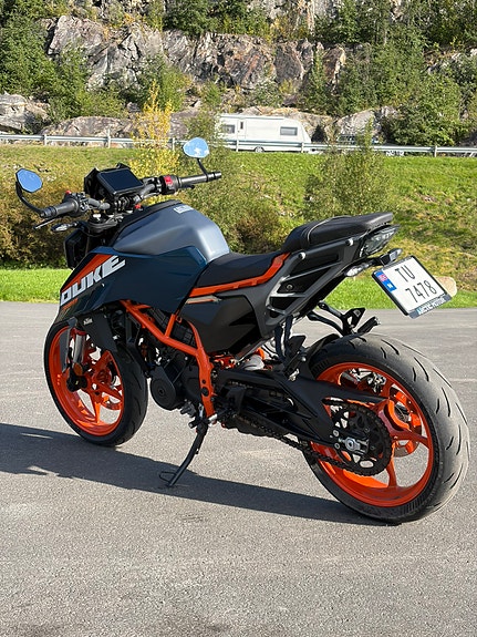 KTM 390 Duke 4 of 14