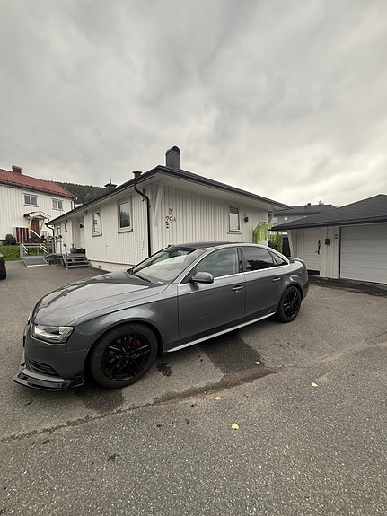 Audi A4 3 of 30