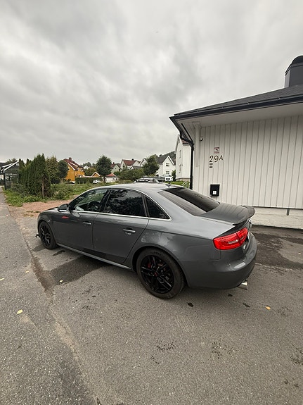 Audi A4 6 of 30