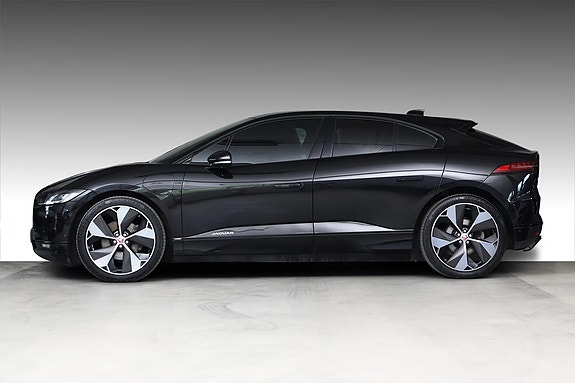 Jaguar I-PACE 3 of 10