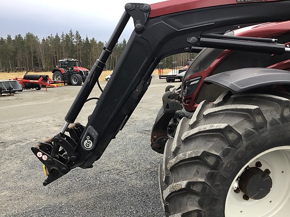 Valtra N174DST med laster og fronthydraulikk! 2019, kr 1 049 000,-