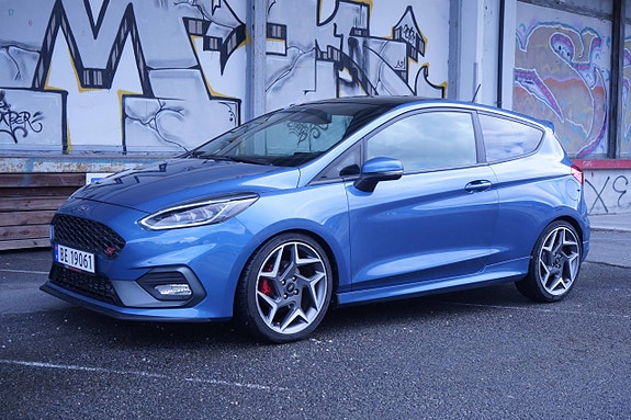 Ford Fiesta 7 of 30