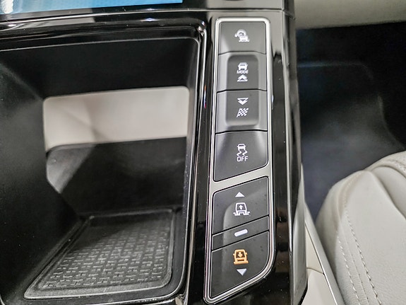 Jaguar I-PACE 29 of 30