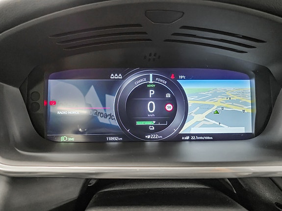 Jaguar I-PACE 24 of 30