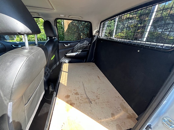 Nissan Navara 9 of 25