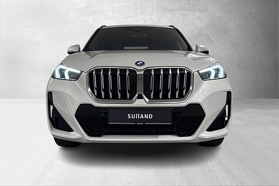 BMW X1 8 of 26