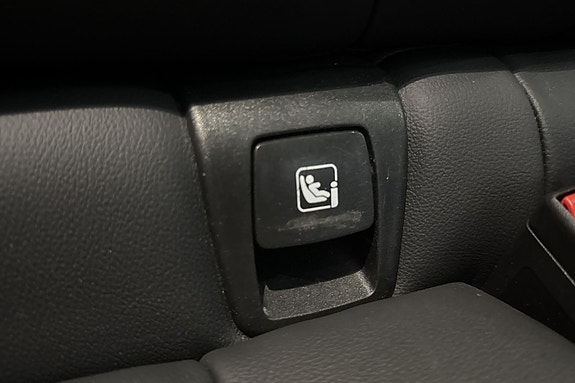 BMW iX3 29 of 30