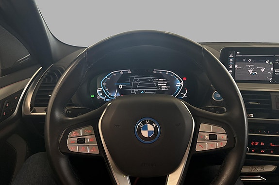 BMW iX3 10 of 30