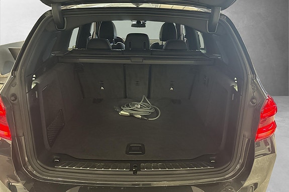 BMW iX3 17 of 30