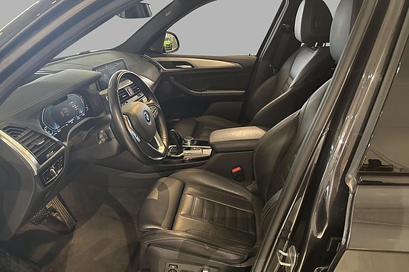 BMW iX3 13 of 30